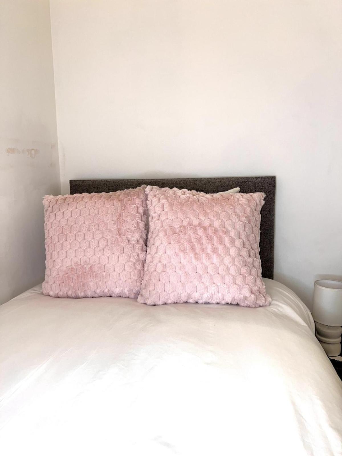 Modern 2 Bedroom In Centre With Free Wifi * Leicester