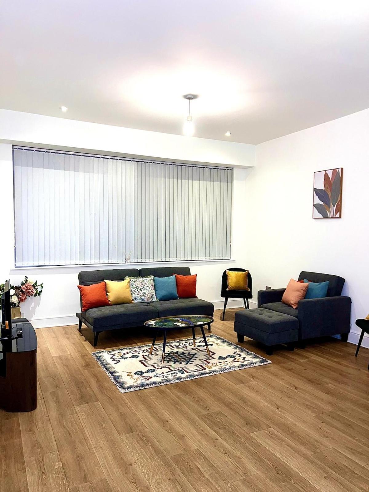Apartamento Modern 2 Bedroom In Centre With Free Wifi *